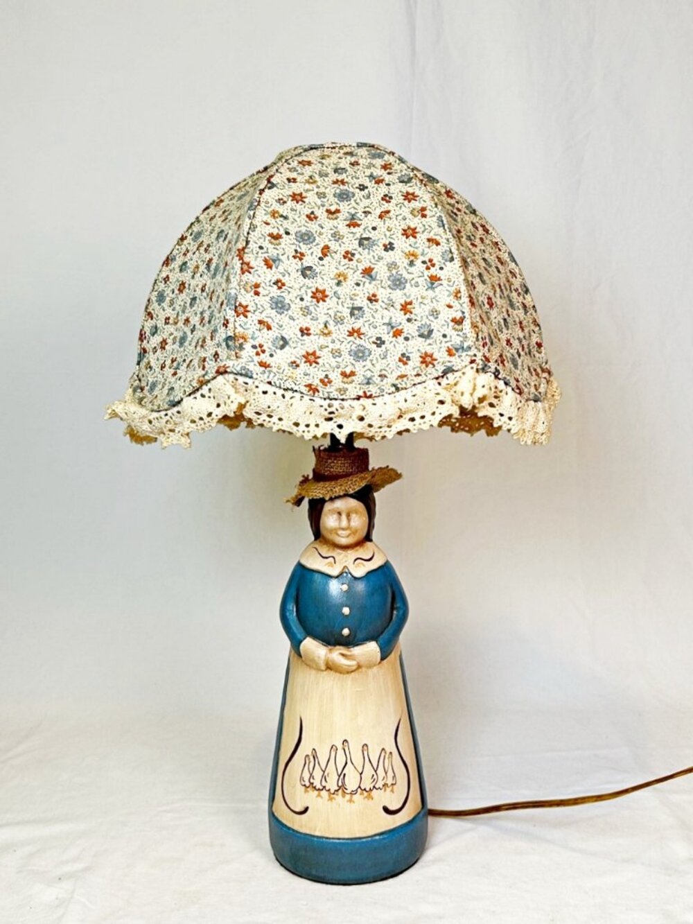 Vintage Farmhouse Ceramic Lady with Apron Straw Hat Floral Lace Shade Lamp